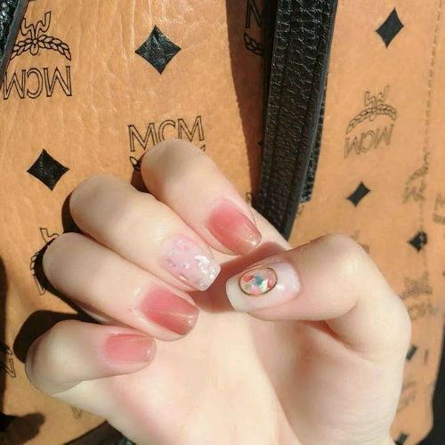 小雨美甲美睫吃瓜视频,吃瓜视频中的美丽秘密大公开